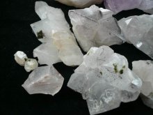 他の写真1: 天然水晶共生石クラスタ　トルマリン、ファントム、緑廉石など共生　500g　003