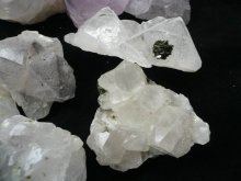 他の写真2: 天然水晶共生石クラスタ　トルマリン、ファントム、緑廉石など共生　500g　003