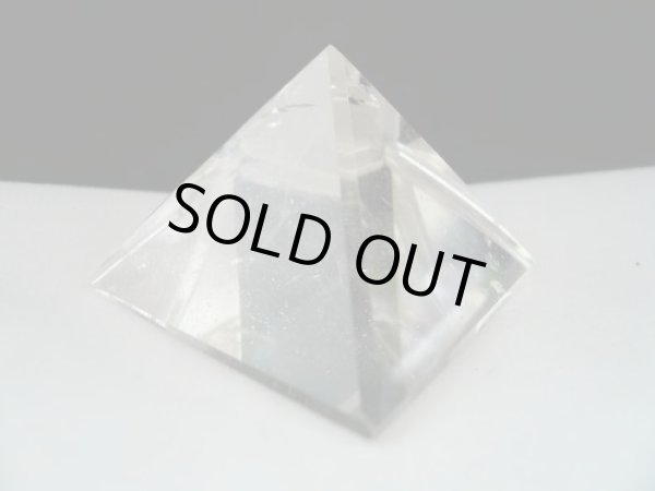 画像1: 天然水晶　ピラミッド　006