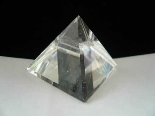 画像: 天然水晶　ピラミッド　004