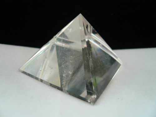 画像: 天然水晶　ピラミッド　006