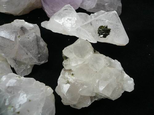 画像: 天然水晶共生石クラスタ　トルマリン、ファントム、緑廉石など共生　500g　003