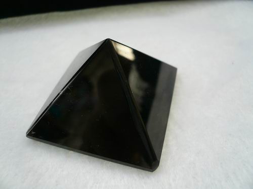 画像: 天然黒水晶ピラミッド　003